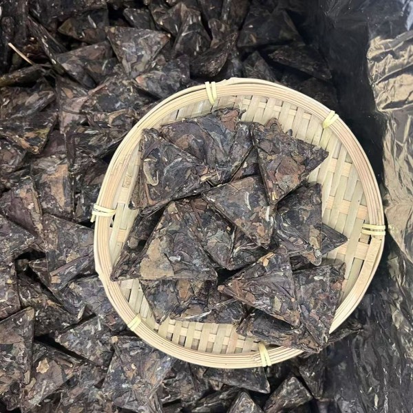 福鼎白茶2016老白茶寿眉三角紧压茶饼袋装茶叶福利款